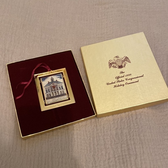 UNITAD STATE CONGRESSIONAL HOLLIDAY ORNAMENTS. 7 FOR ONLY $125 !!! - Picture 8 of 13